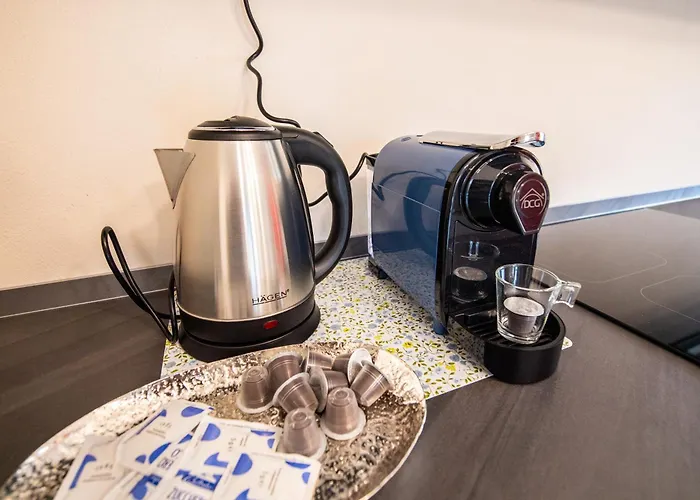 Porta Galileo L Comfort & Parking Gæstehus Parma