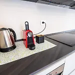 Porta Galileo L Comfort & Parking ゲストハウス 3*