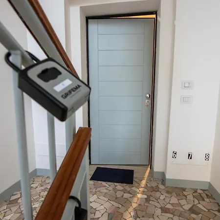 Gasthuis Ospedale A 350m Centro A 900m L Matrimoniali Con Bagno Privato L Parcheggio Self Check *