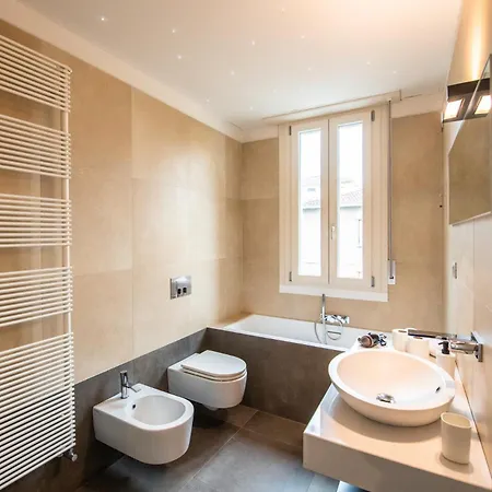 Guest house Ospedale A 350m Centro A 900m L Matrimoniali Con Bagno Privato L Parcheggio Self Check