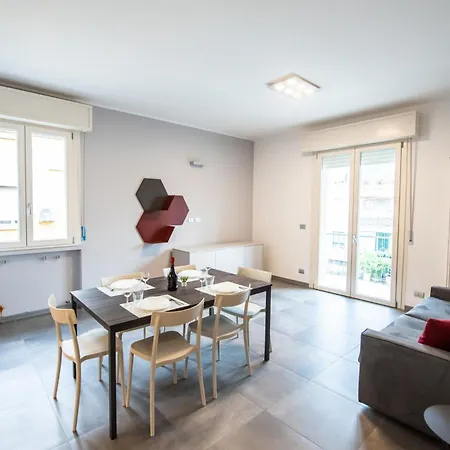 Guest house Ospedale A 350m Centro A 900m L Matrimoniali Con Bagno Privato L Parcheggio Self Check