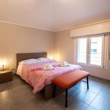 Ospedale A 350m Centro A 900m L Matrimoniali Con Bagno Privato L Parcheggio Self Check *