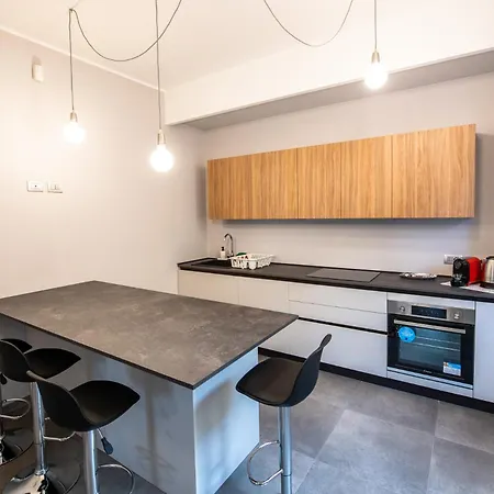 Guest house Ospedale A 350m Centro A 900m L Matrimoniali Con Bagno Privato L Parcheggio Self Check