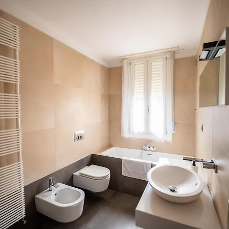 Penzion Porta Galileo L Comfort & Parking Parma