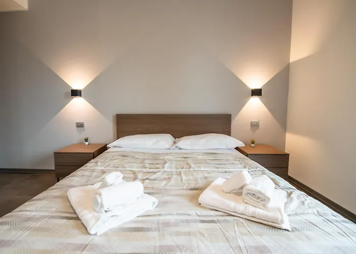 Porta Galileo L Comfort & Parking Parma